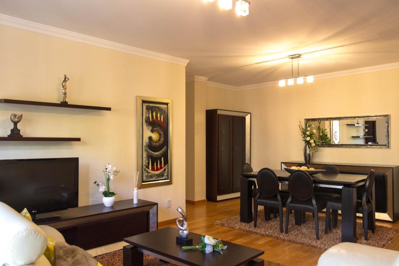 Apartamento Batista By Horizon View Madeira Apartment ฟุงชาล ภายนอก รูปภาพ